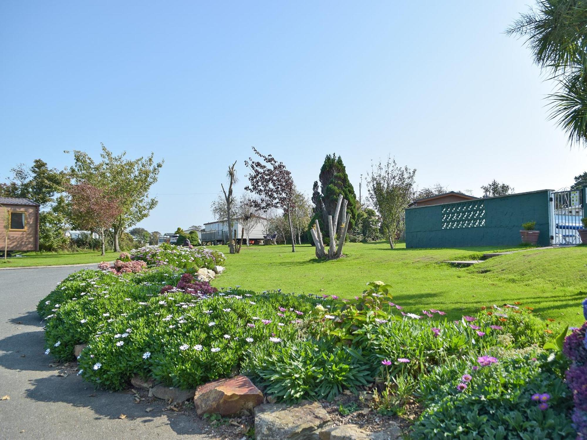 Hay Barn - Dinas Country Club Villa Exterior foto