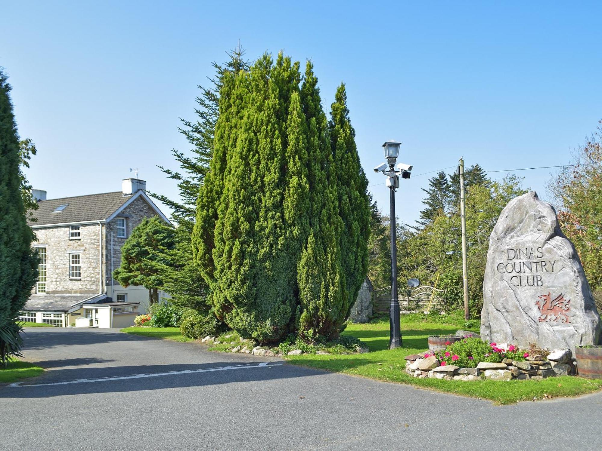 Hay Barn - Dinas Country Club Villa Exterior foto